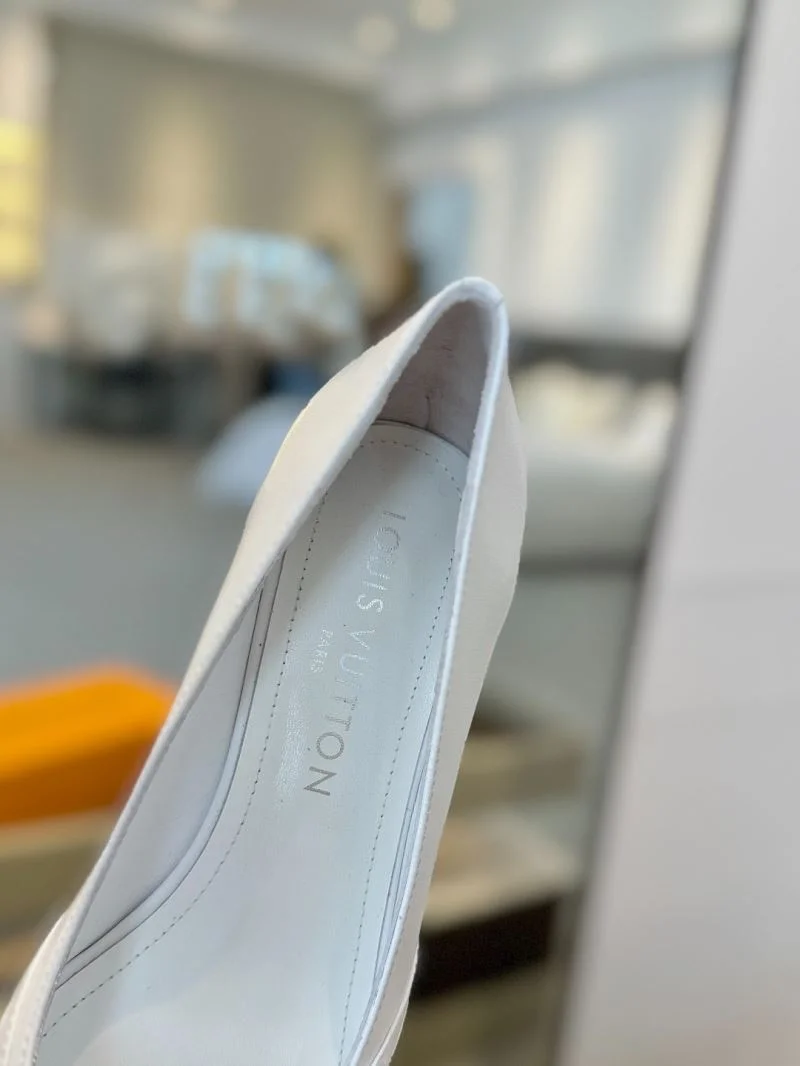 Resilient Louis Vuitton Heeled Shoes 31955