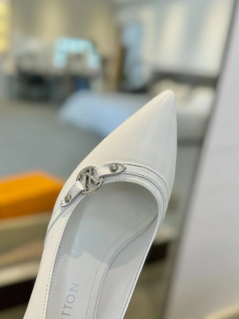 Resilient Louis Vuitton Heeled Shoes 31955