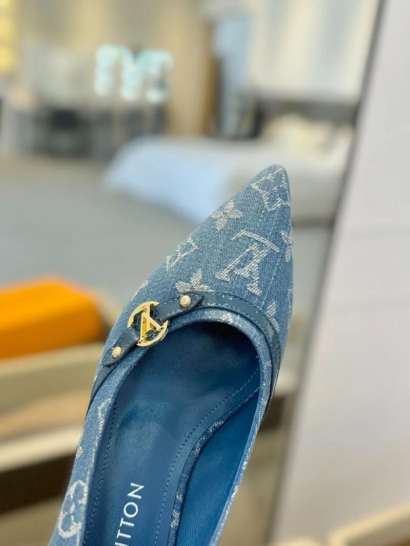 Durable Louis Vuitton Heeled Shoes 31949
