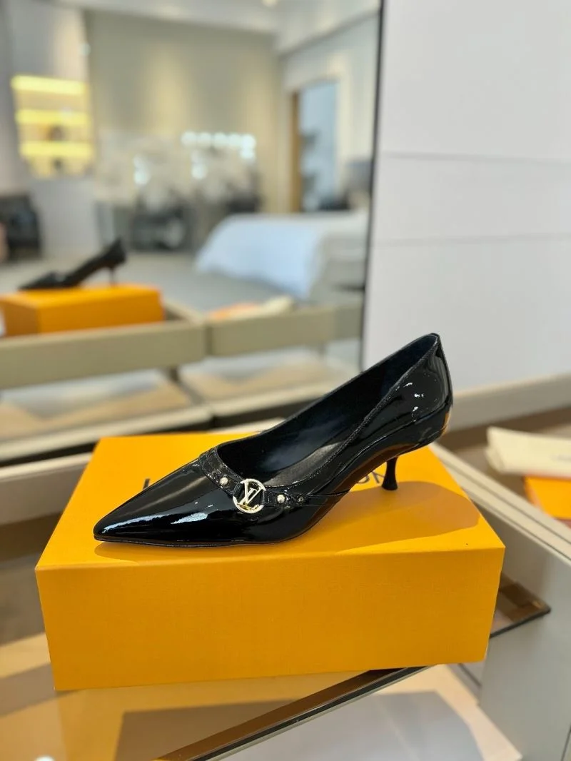 Louis Vuitton Heeled Shoes Unisex 31952