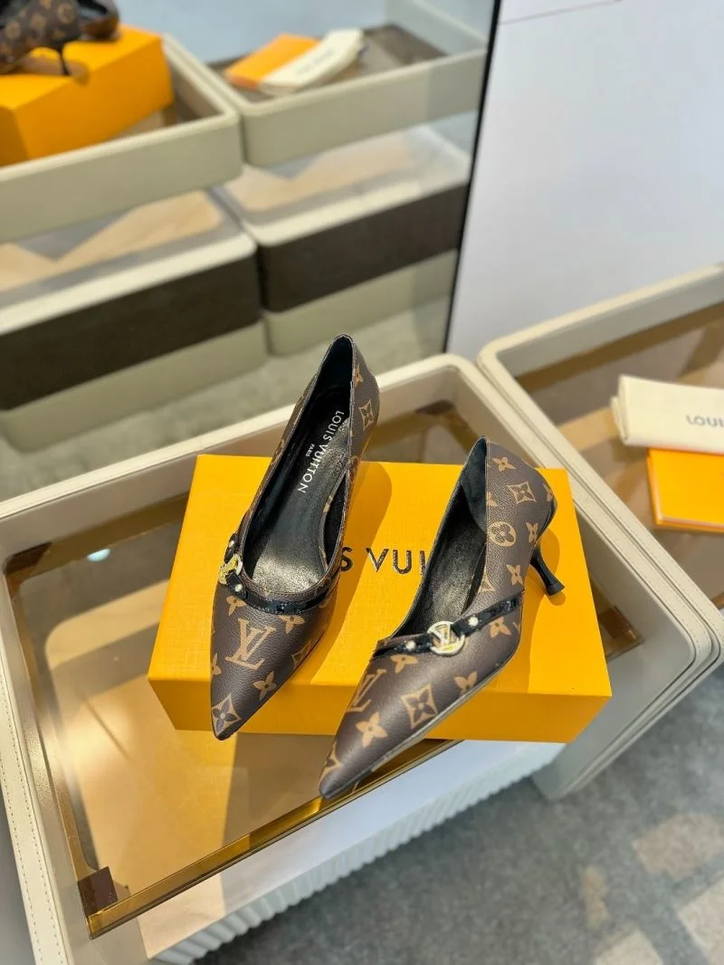 Louis Vuitton Heeled Shoes Sleek 31948
