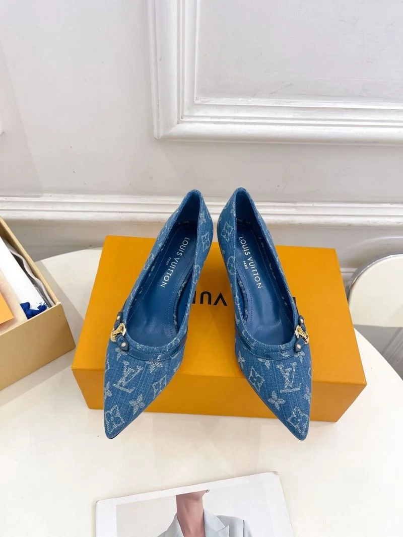Louis Vuitton Heeled Shoes WrinkleFree 31266
