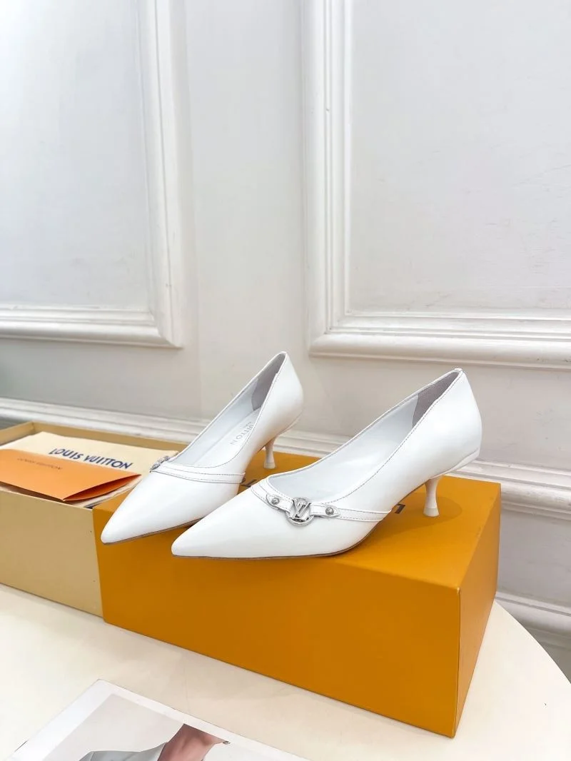 TechFriendly Louis Vuitton Heeled Shoes 31267