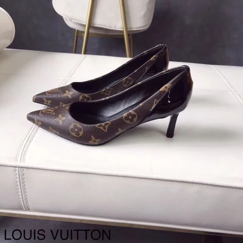 RelaxedFit Louis Vuitton Heeled Shoes 31262
