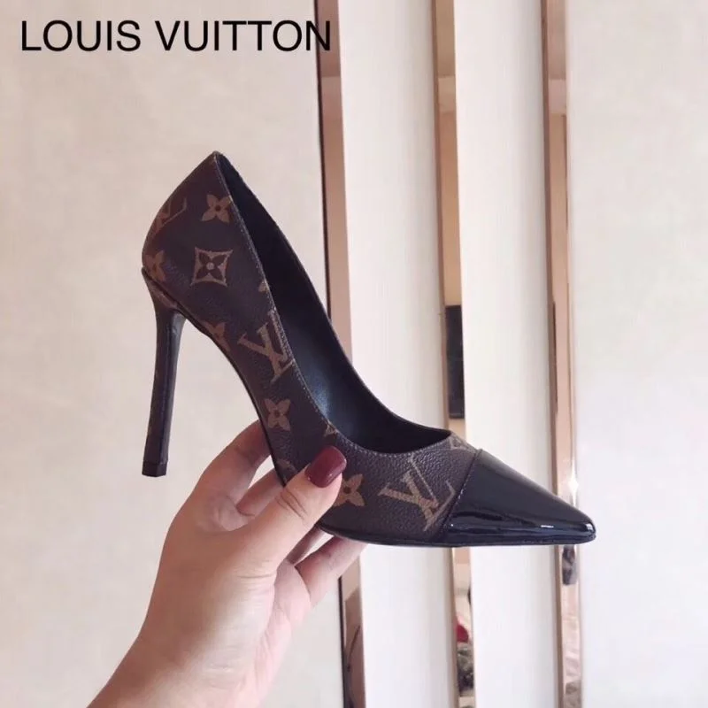 Louis Vuitton Heeled Shoes Bold 31264