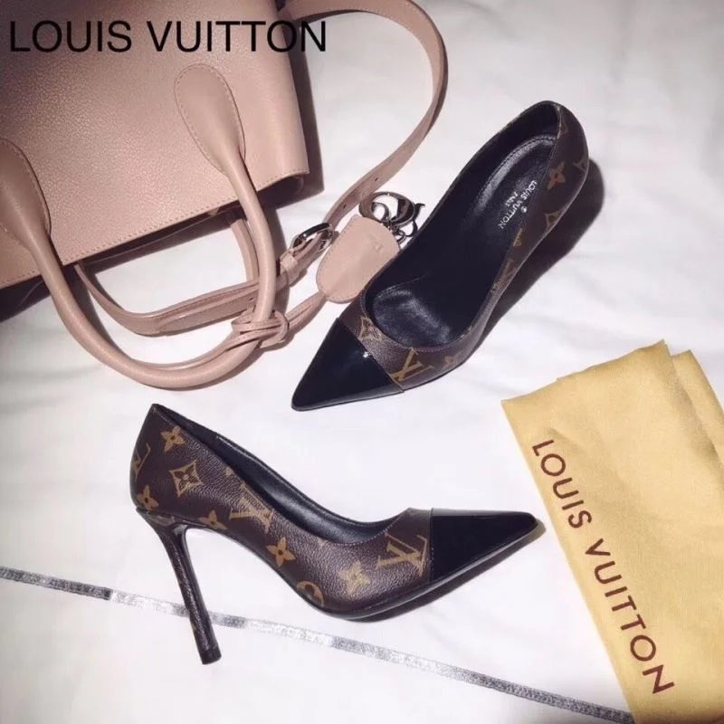 Louis Vuitton Heeled Shoes Bold 31264