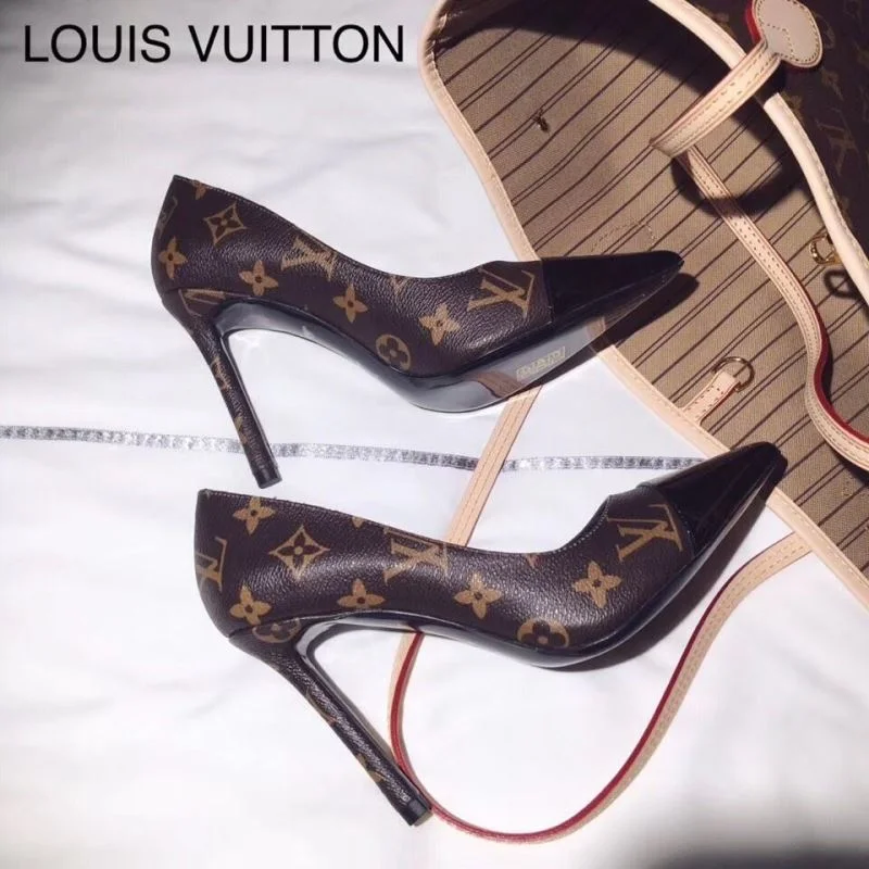 Louis Vuitton Heeled Shoes Bold 31264