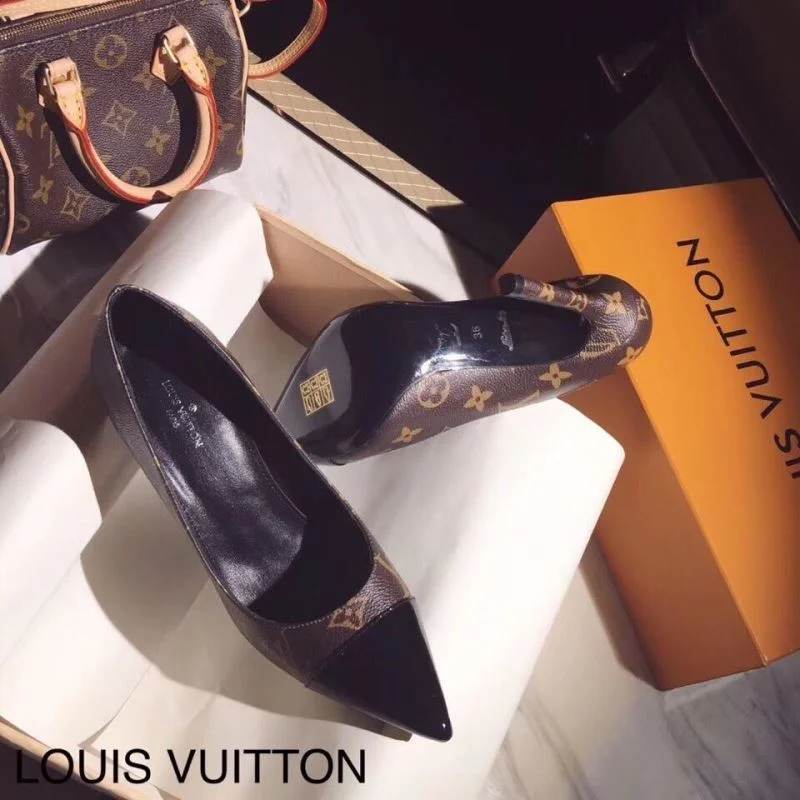 Louis Vuitton Heeled Shoes Bold 31264