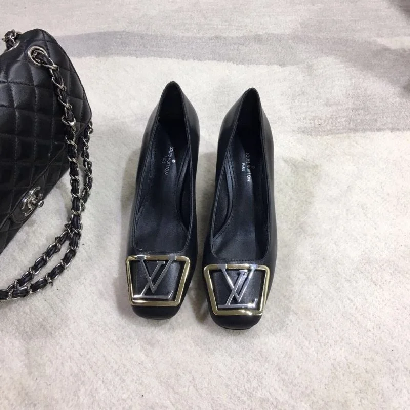 Louis Vuitton Heeled Shoes WellDesigned 31243