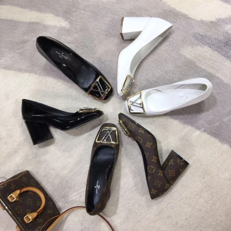 Louis Vuitton Heeled Shoes Versatile 31253