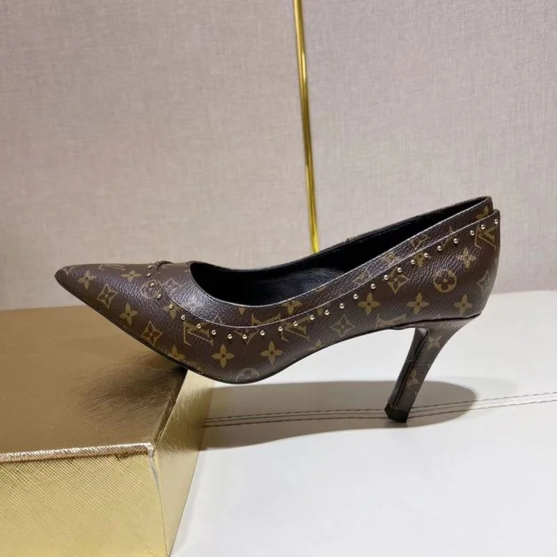 RelaxedFit Louis Vuitton Heeled Shoes 31257