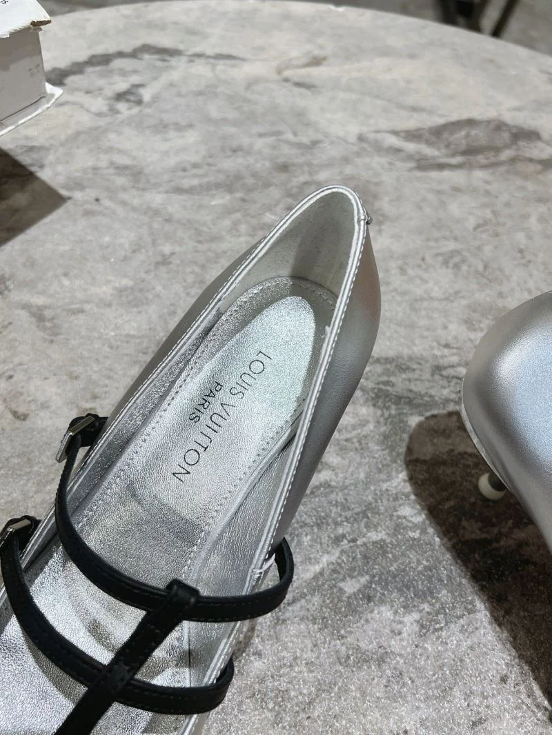 Louis Vuitton Heeled Shoes Effortless 31242