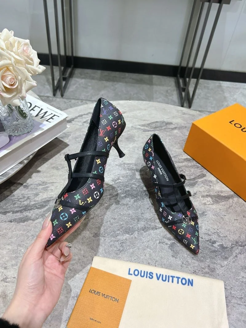 MultiPurpose Louis Vuitton Heeled Shoes 31247