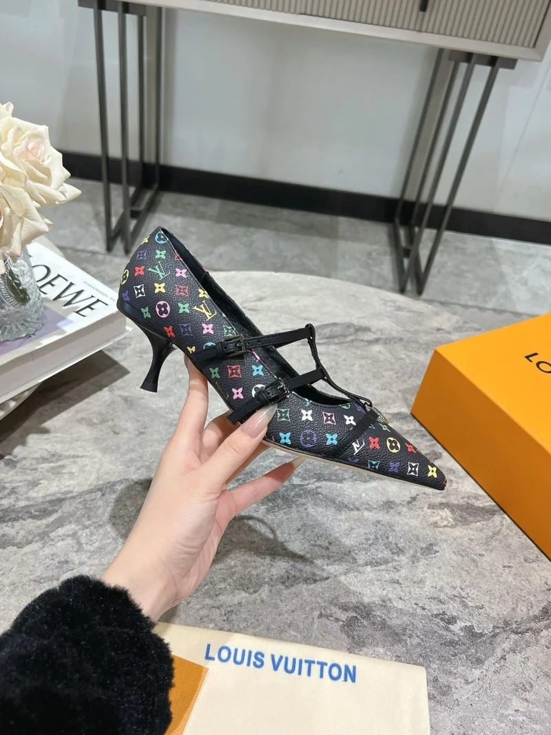 MultiPurpose Louis Vuitton Heeled Shoes 31247