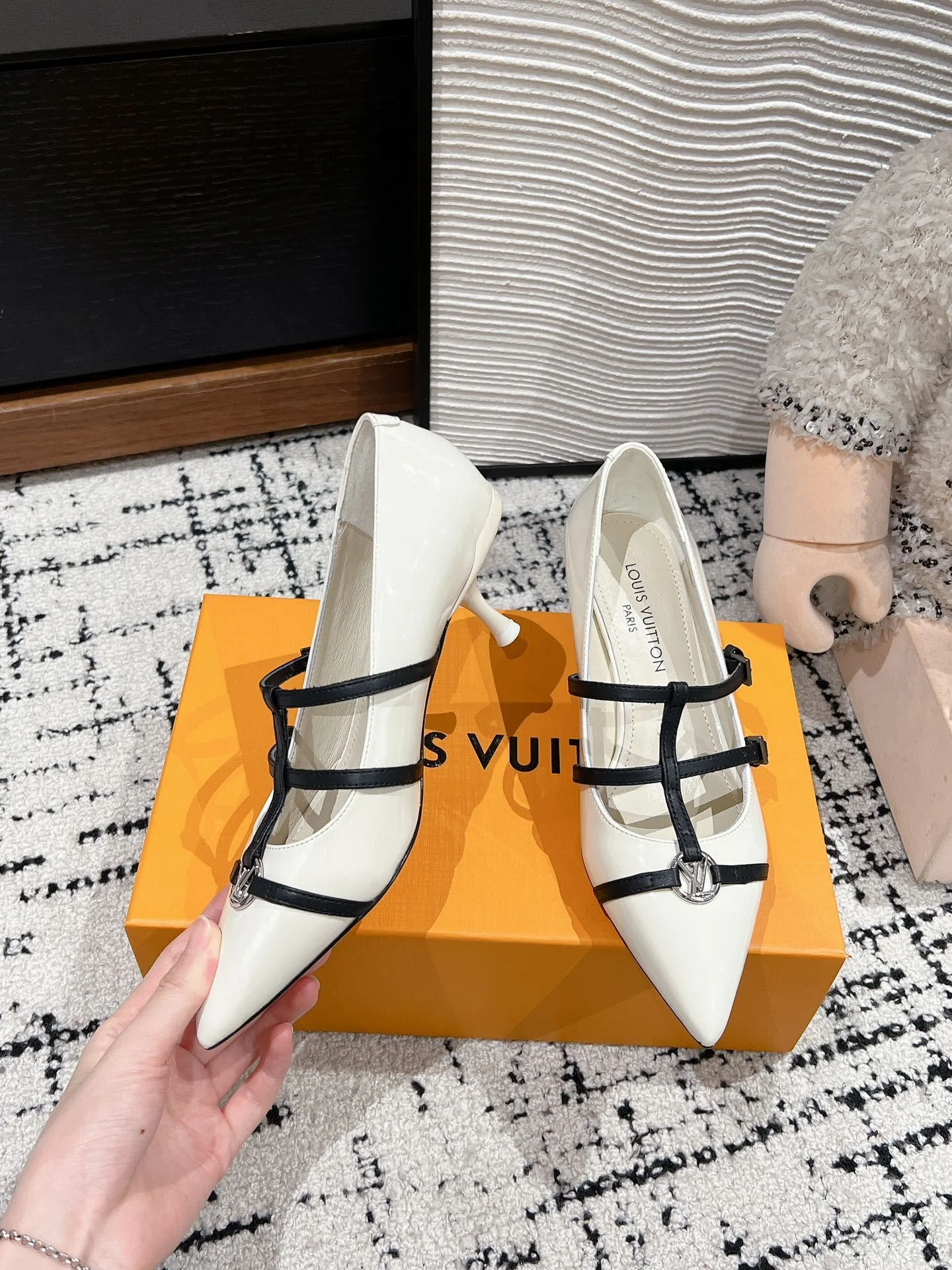 Louis Vuitton Heeled Shoes SunProtective 31237