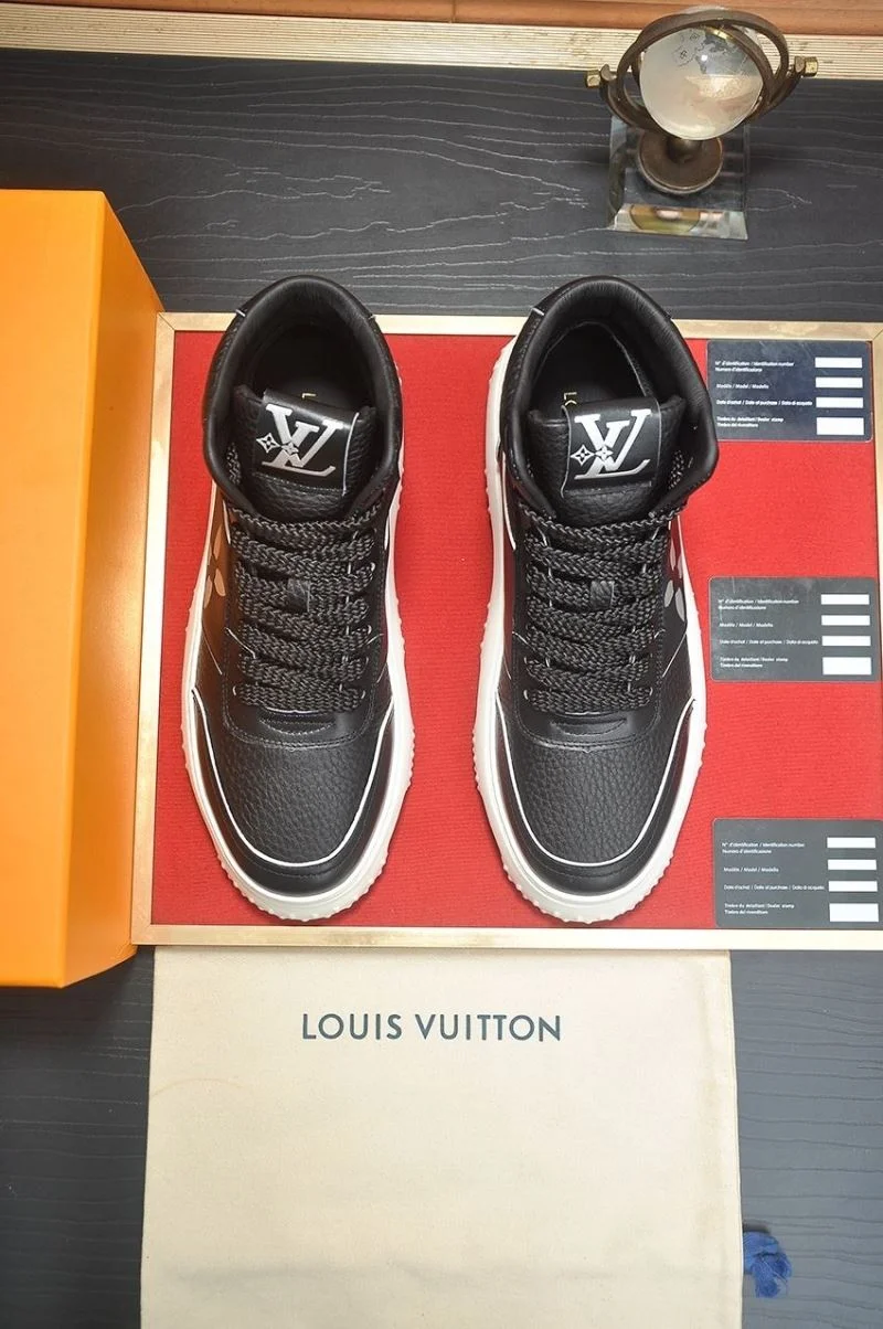 Cozy Louis Vuitton High Shoes 32954