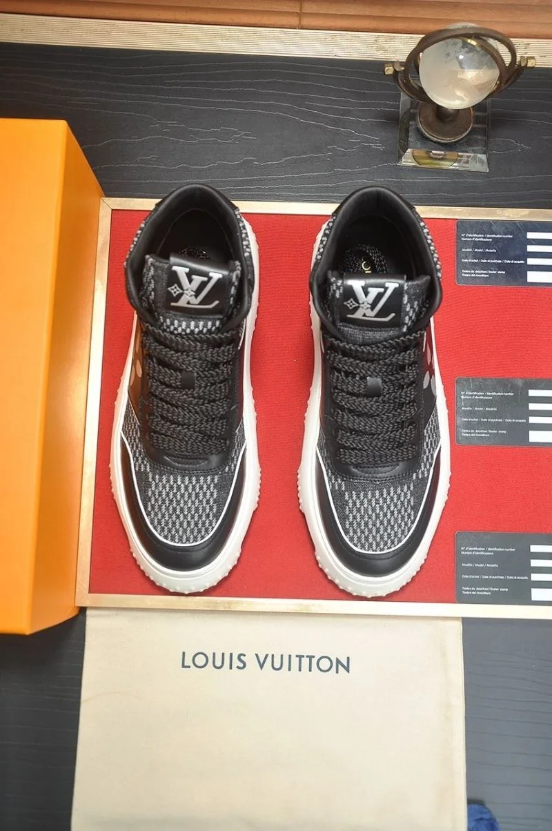 Timeless Louis Vuitton High Shoes 32955