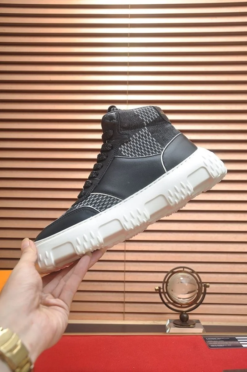 Timeless Louis Vuitton High Shoes 32955