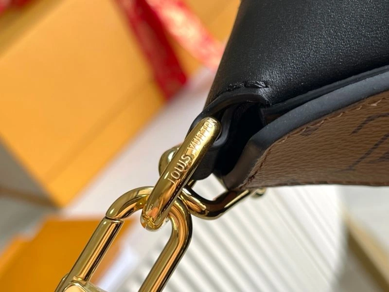Modern Louis Vuitton Hobo Bags 93943