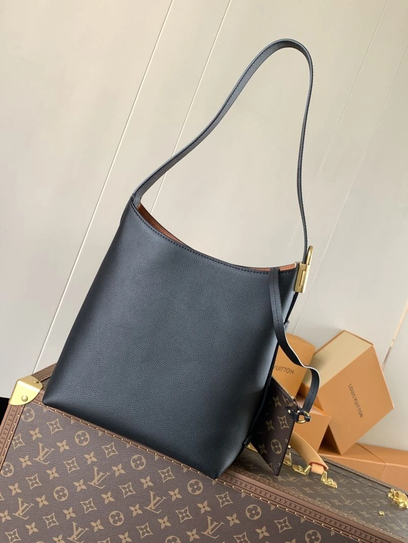 Flexible Louis Vuitton Hobo Bags 93863