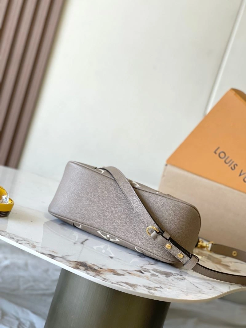Unique Louis Vuitton Hobo Bags 93598
