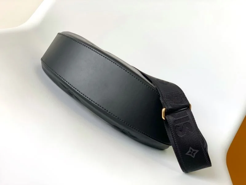 Louis Vuitton Hobo Bags WeatherProof 42884