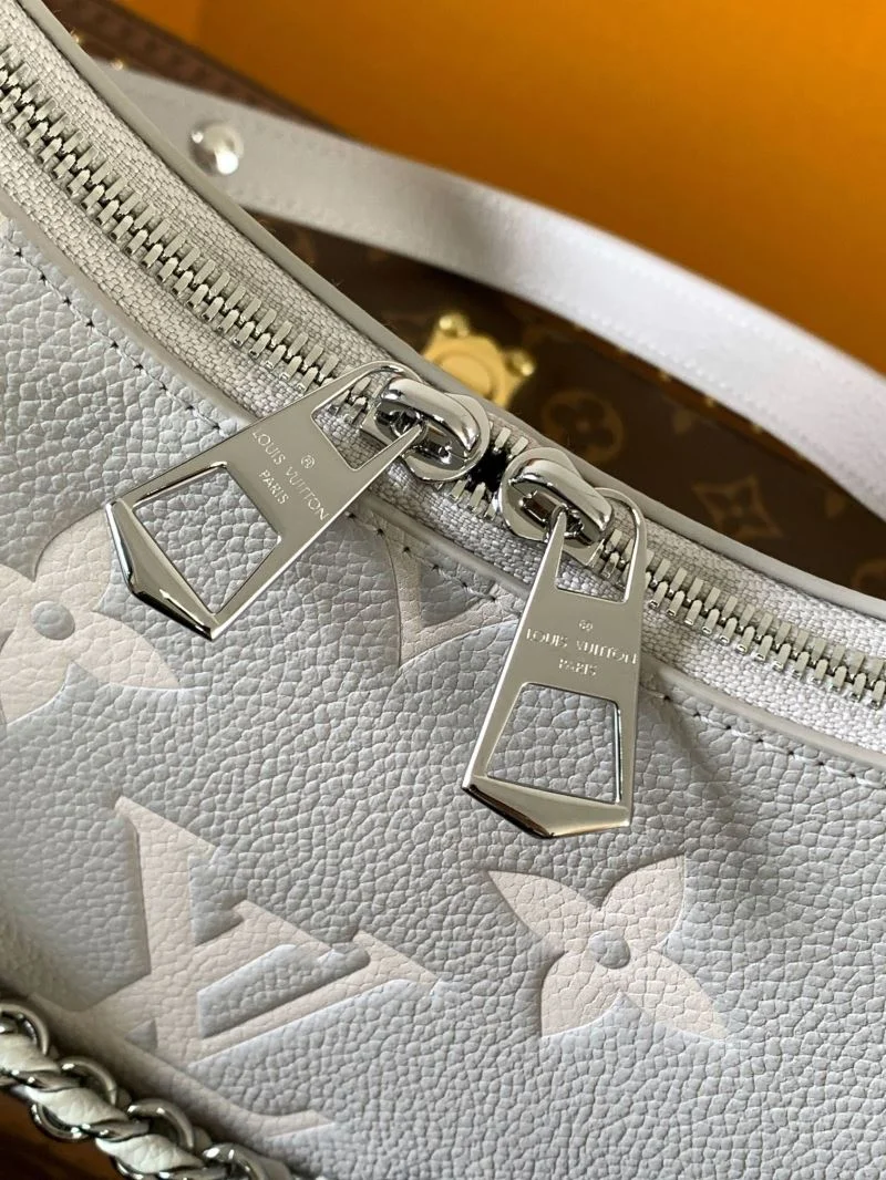 Vibrant Louis Vuitton Hobo Bags 42869