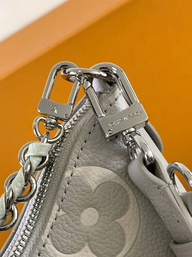 Vibrant Louis Vuitton Hobo Bags 42869
