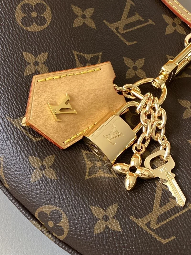 FashionForward Louis Vuitton Hobo Bags 42876