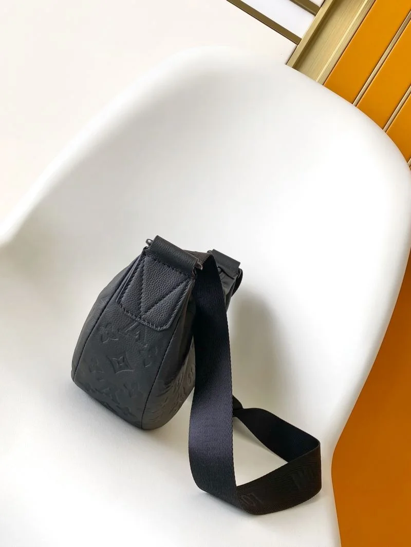 Louis Vuitton Hobo Bags Minimalist 42864