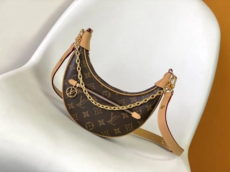 Effortless Louis Vuitton Hobo Bags 42867
