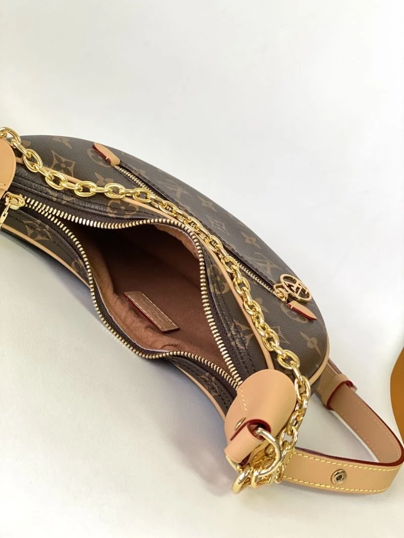 Effortless Louis Vuitton Hobo Bags 42867