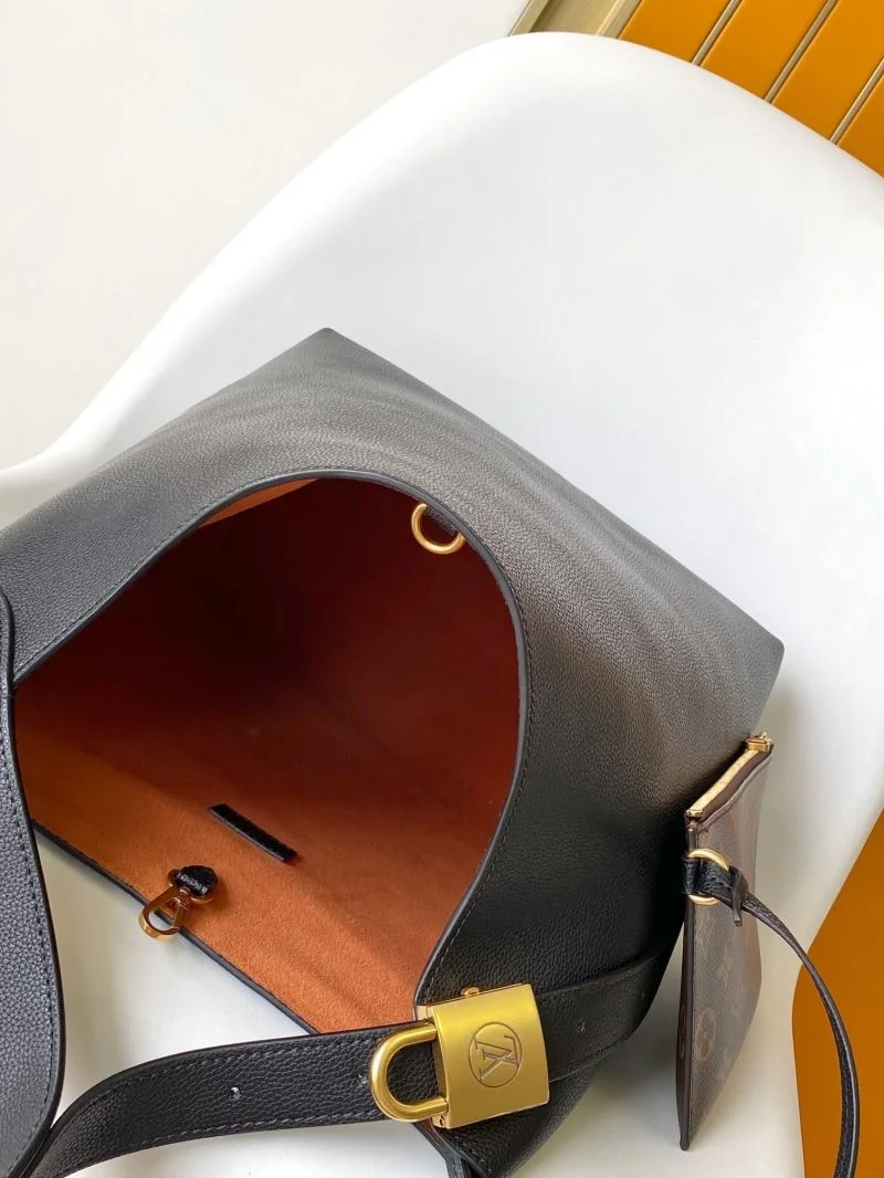 Louis Vuitton Hobo Bags Stylish 42865