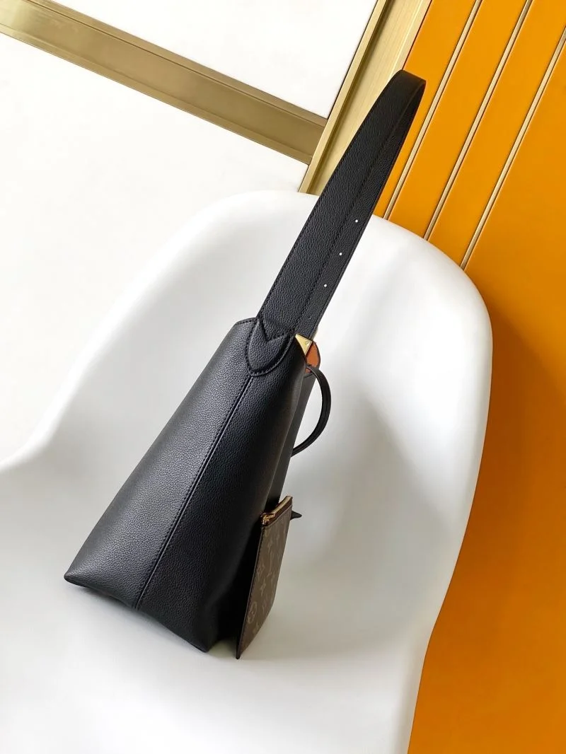Soft Louis Vuitton Hobo Bags 42957