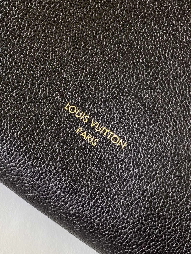 Soft Louis Vuitton Hobo Bags 42957