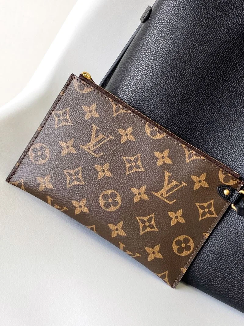 Soft Louis Vuitton Hobo Bags 42957