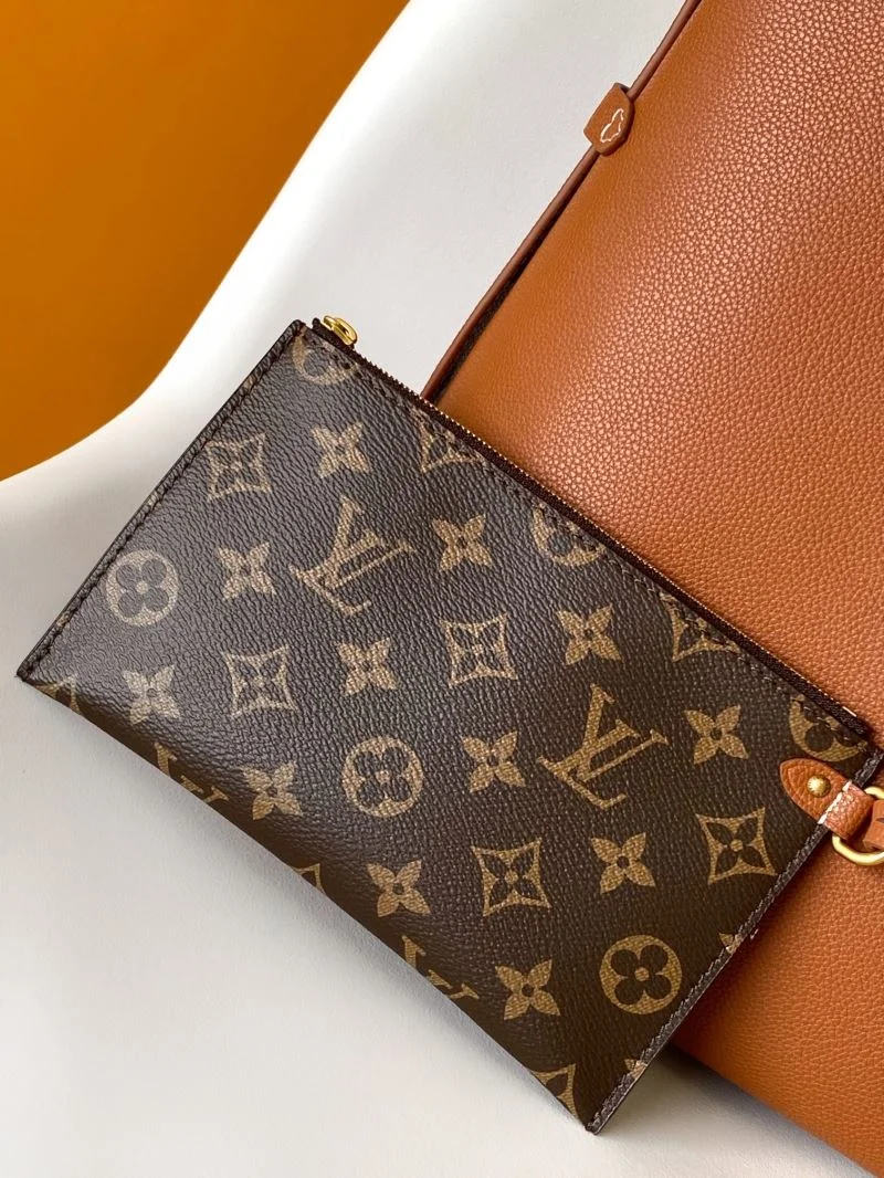 Stylish Louis Vuitton Hobo Bags 42902