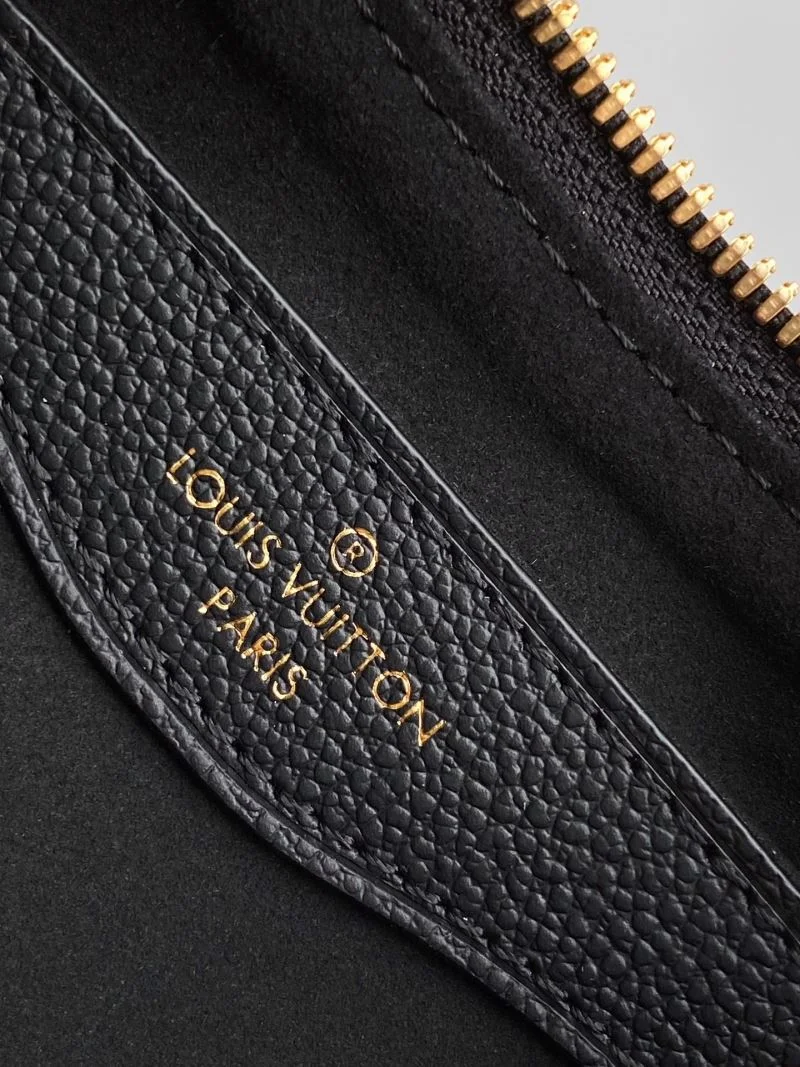 Louis Vuitton Hobo Bags AllSeason 42878