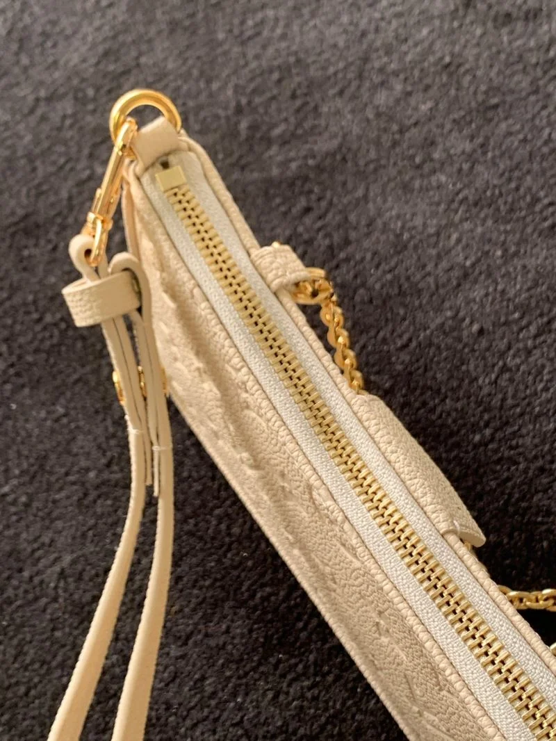Modern Louis Vuitton Hobo Bags 42875