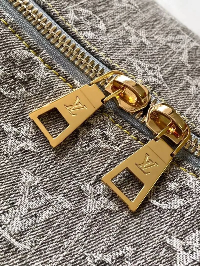 SportInspired Louis Vuitton Hobo Bags 42938