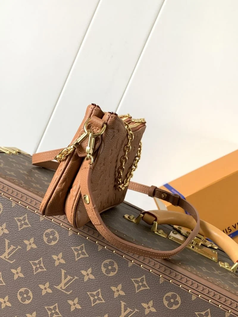 UrbanChic Louis Vuitton Hobo Bags 41969
