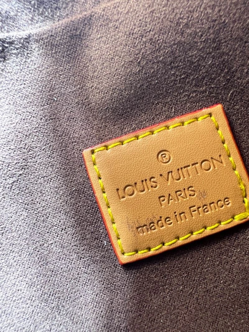Louis Vuitton Hobo Bags Breathable 80229