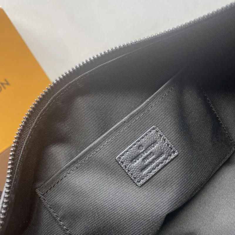 Neat Louis Vuitton Hobo Bags 41788