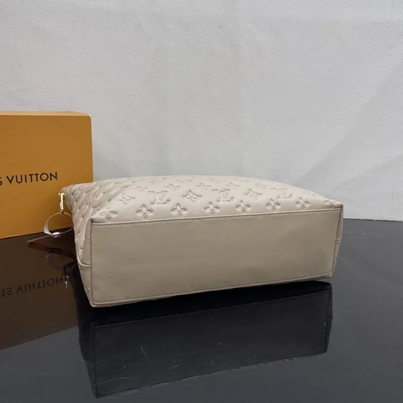 Louis Vuitton Hobo Bags Effortless 41784
