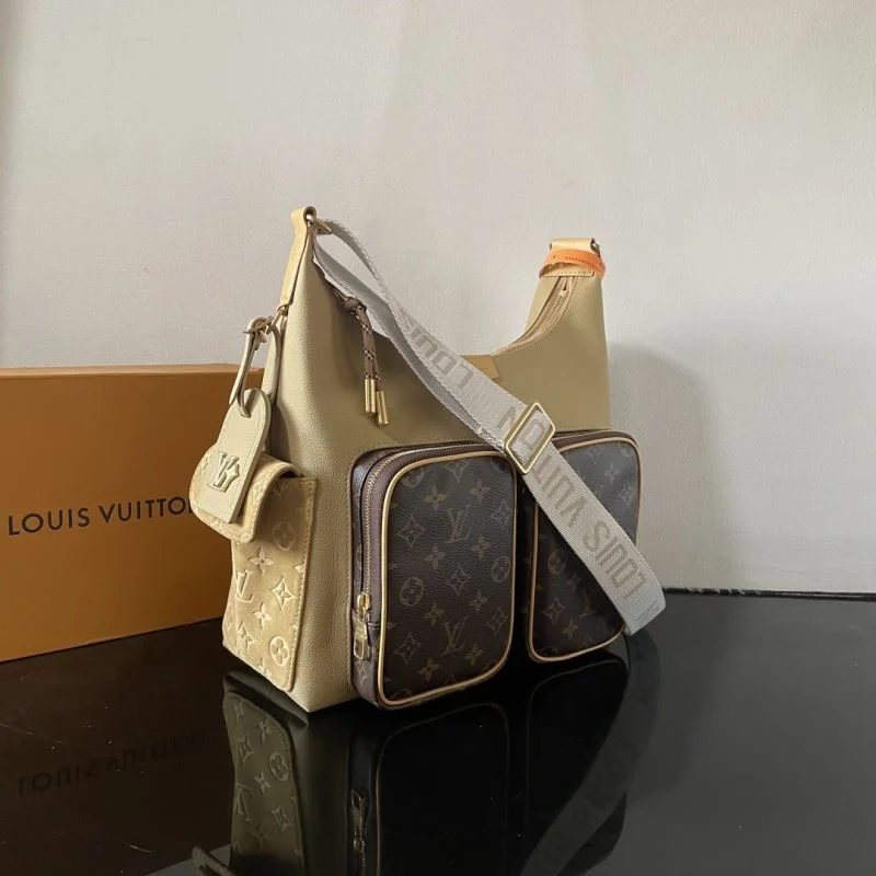 Louis Vuitton Hobo Bags Classic 41632