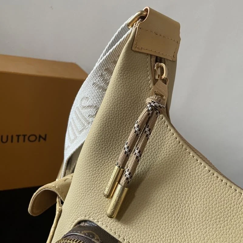 Louis Vuitton Hobo Bags Classic 41632
