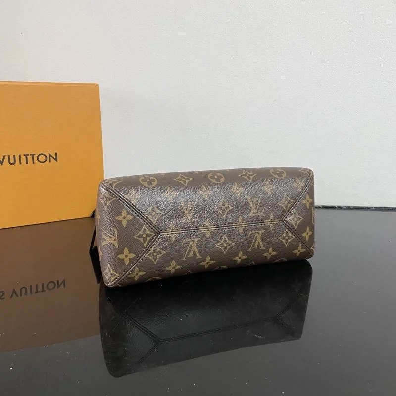 Louis Vuitton Hobo Bags OnTrend 41586