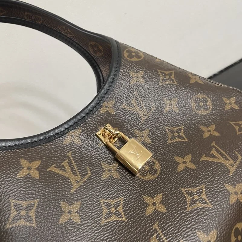 Louis Vuitton Hobo Bags OnTrend 41586