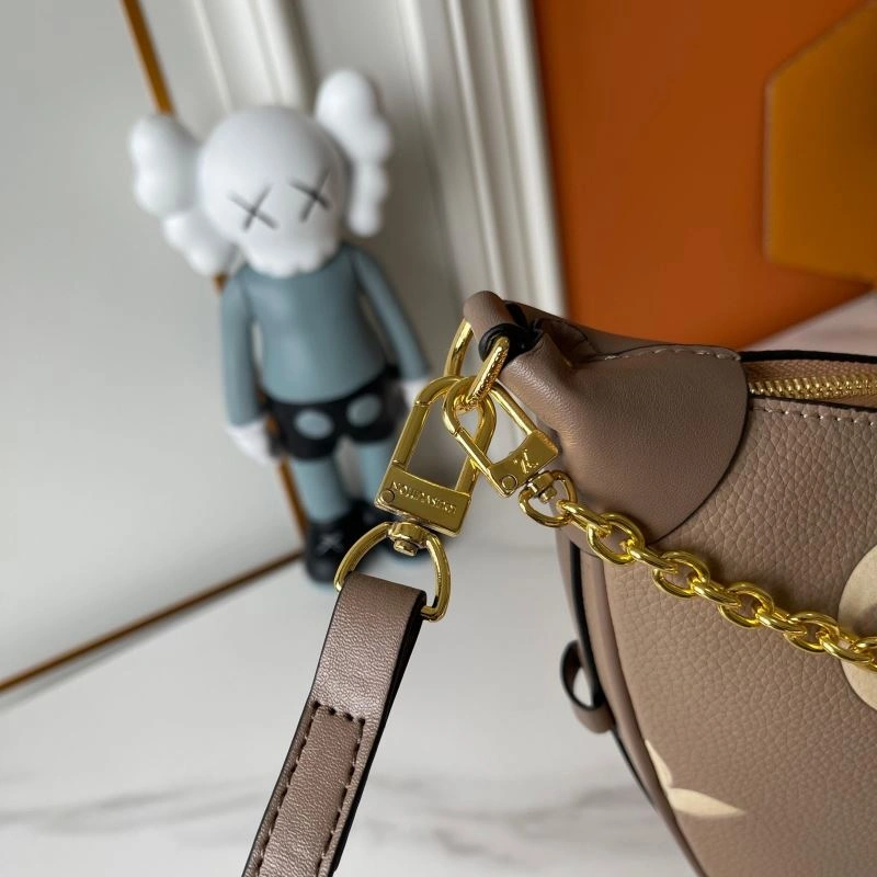 Louis Vuitton Hobo Bags Bright 88615