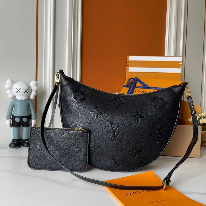 Louis Vuitton Hobo Bags Elegant 88647